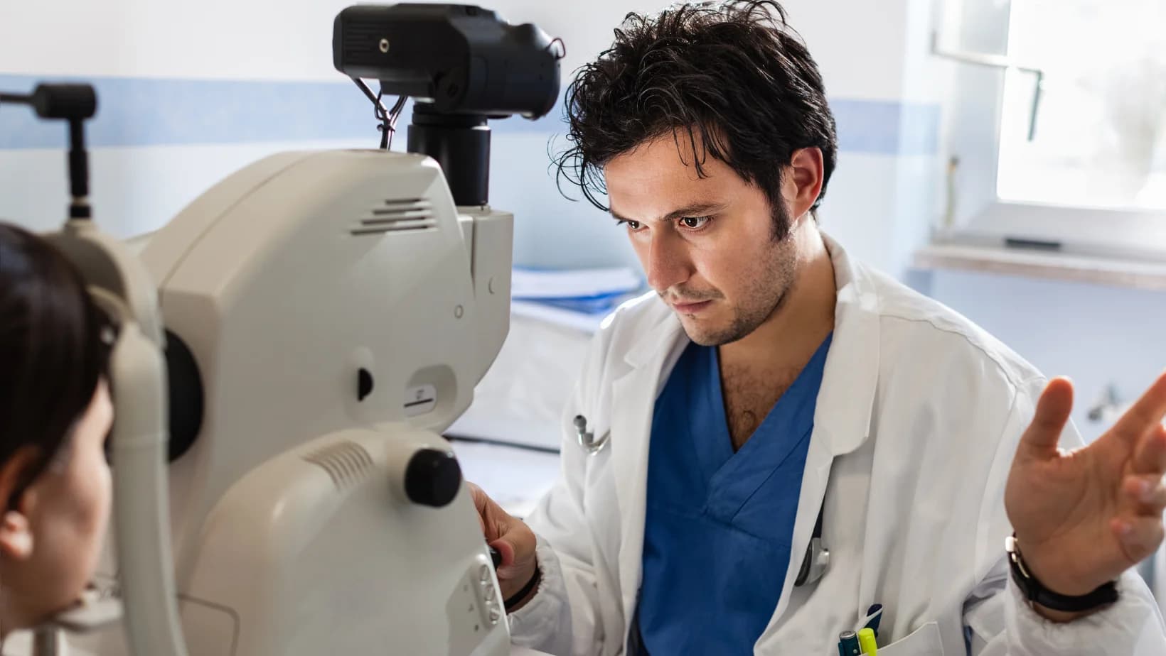 Cat de repede trebuie intervenit chirurgical in bolile de ochi?