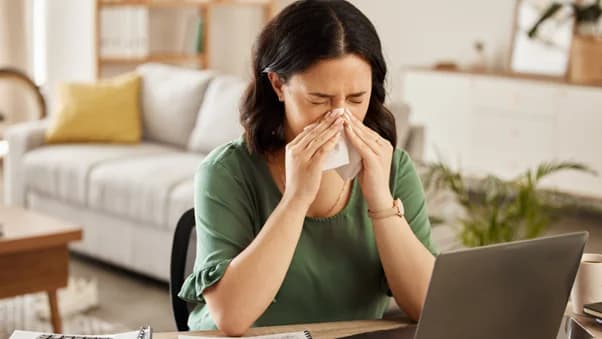 Înțelegerea sinuzitei cronice: cauze și tratamente eficiente