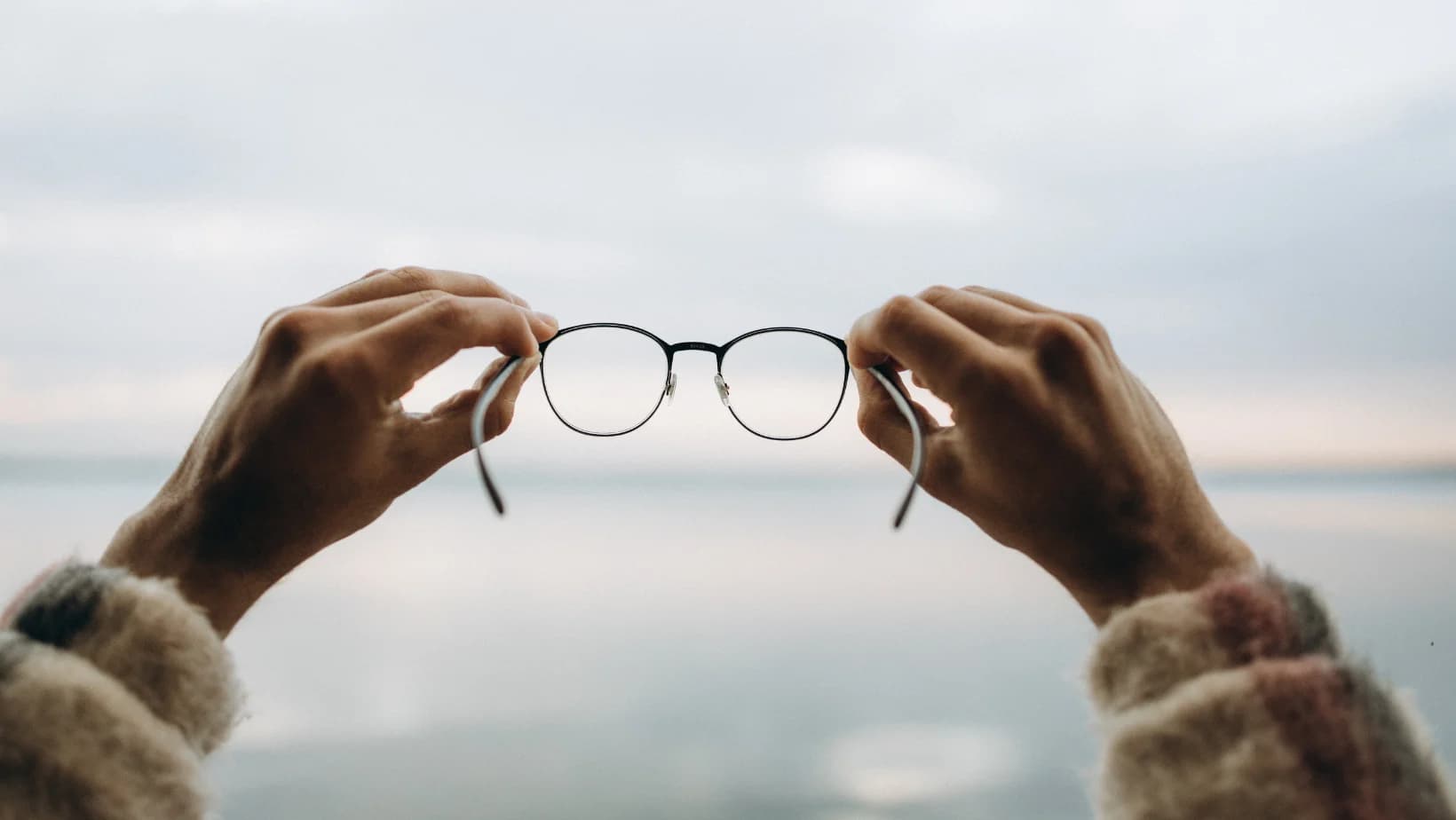 Ochelari progresivi: cand sunt necesari si ce trebuie sa stii despre ei