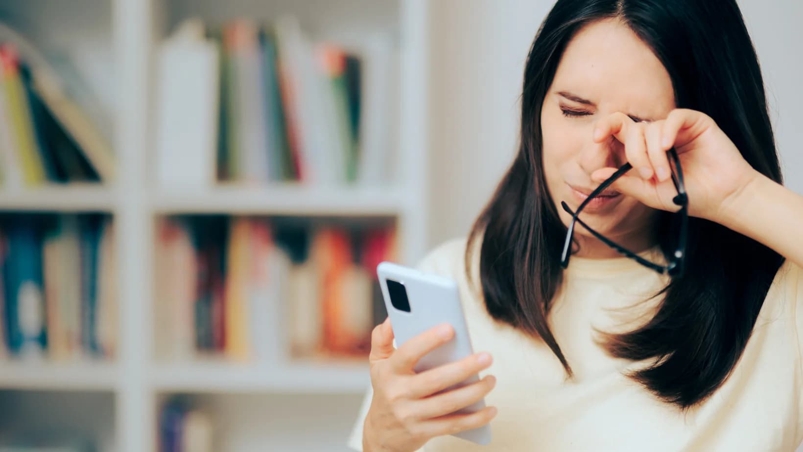 Sindromul de ochi uscat: O problema frecventa in Cluj din cauza mediului urban