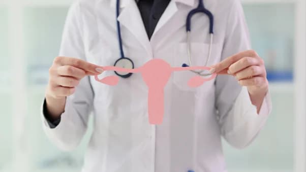 Sindromul ovarelor polichistice: Simptome și opțiuni de tratament