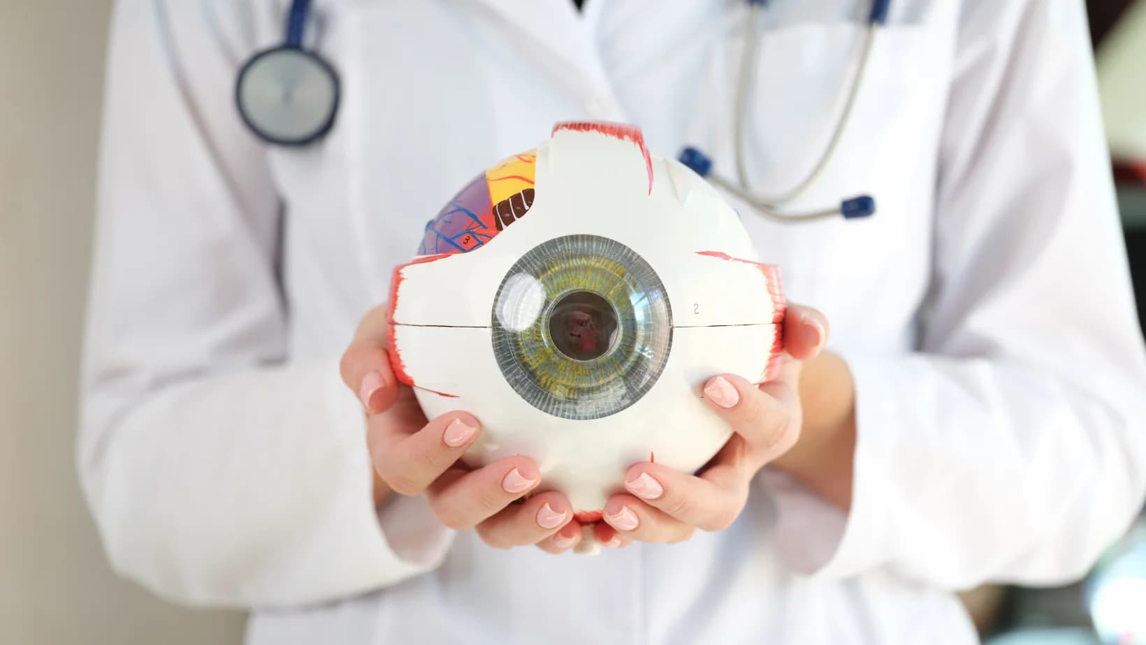 Terapia IPL pentru ochi uscati – Tot ce trebuie sa stii despre acest tratament inovator